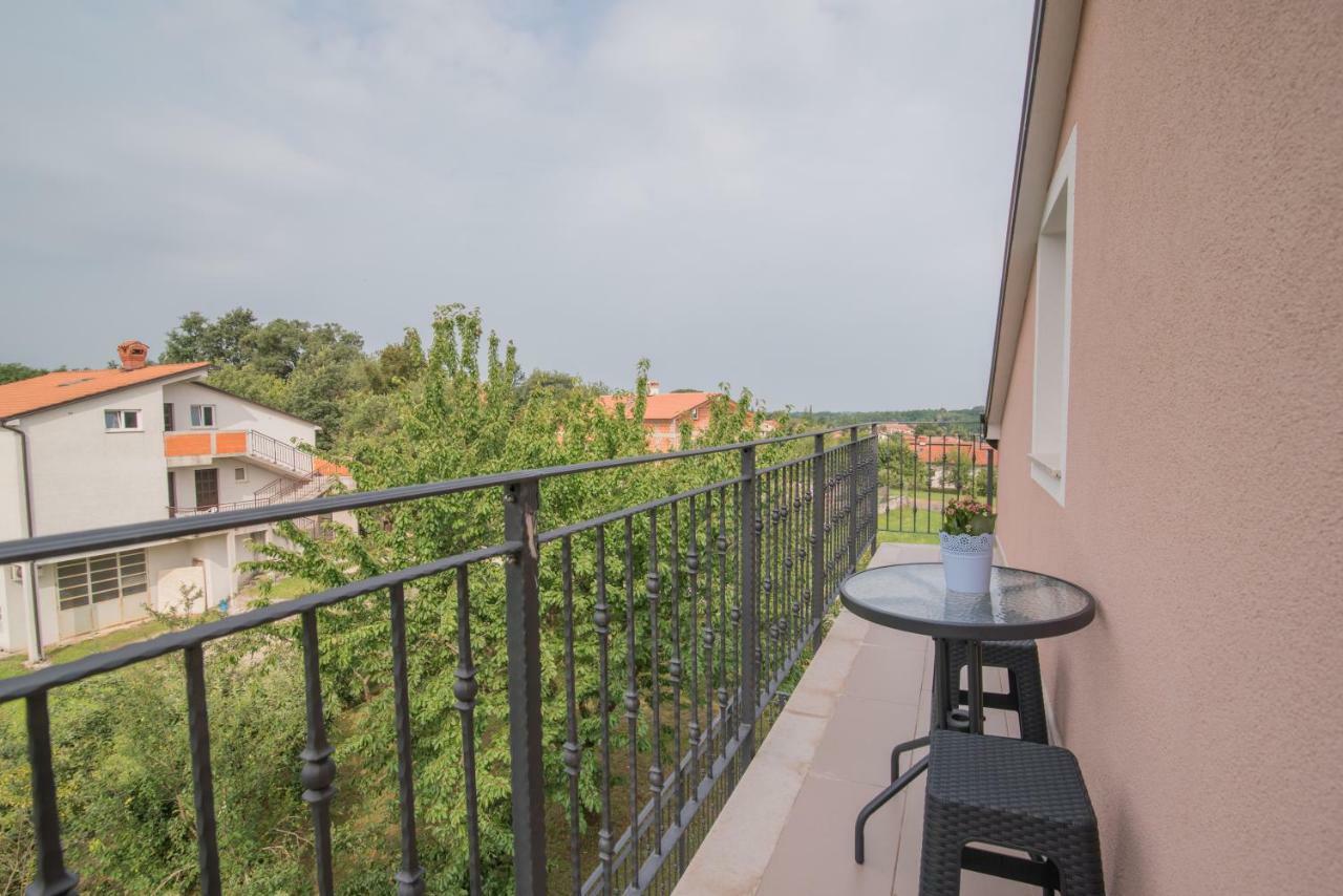 Middle Istra Apartment Pazin Exterior photo